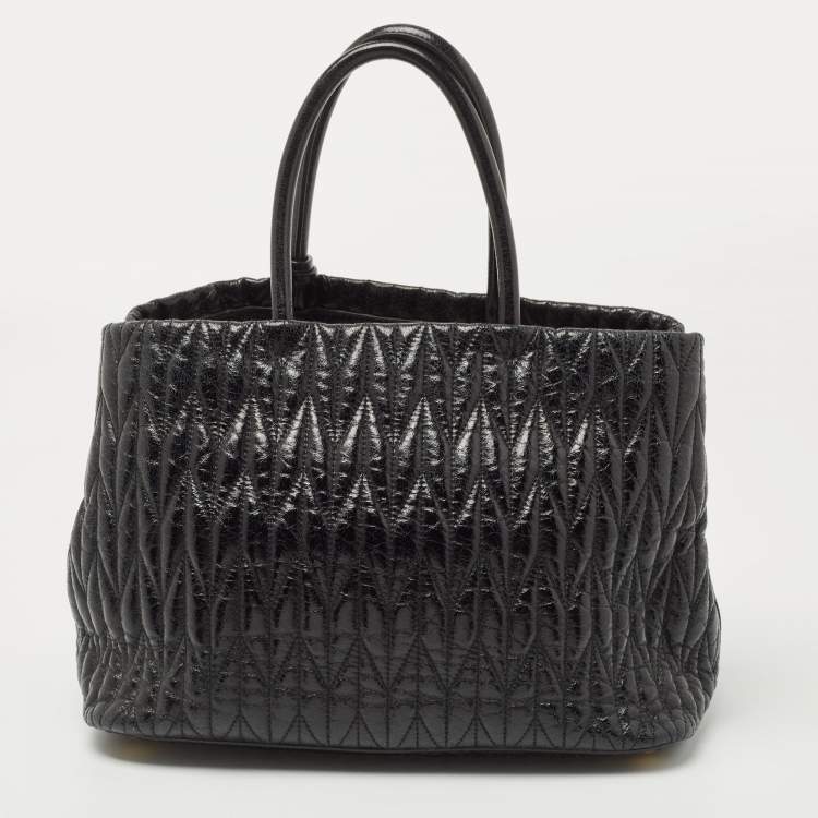 Pre Owned Miu Miu Black Matelassé Leather Bow Tote