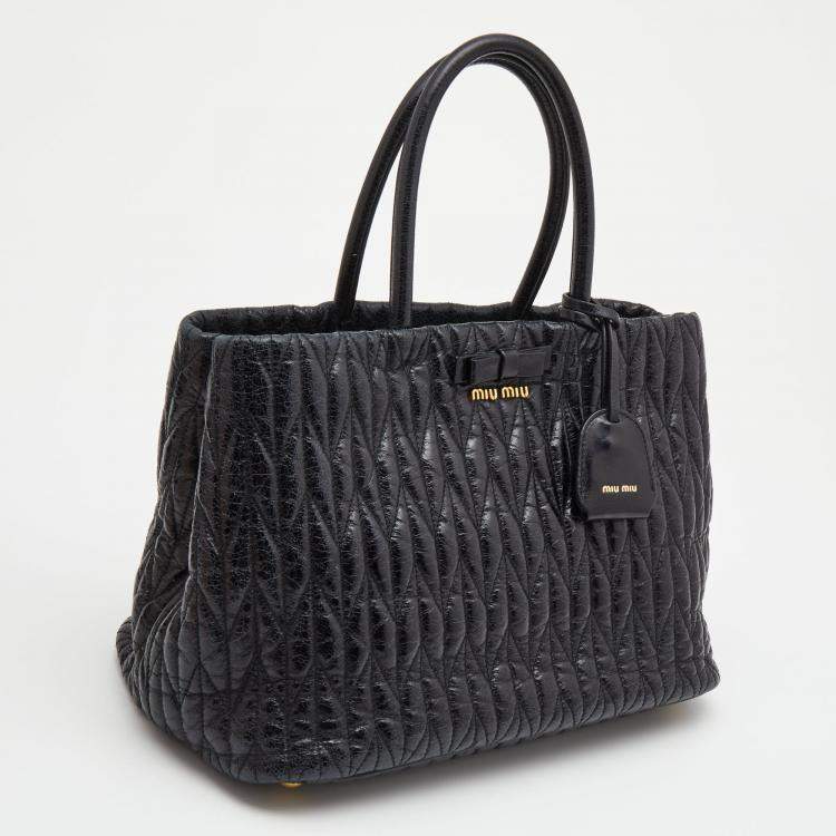 Pre Owned Miu Miu Black Matelassé Leather Bow Tote
