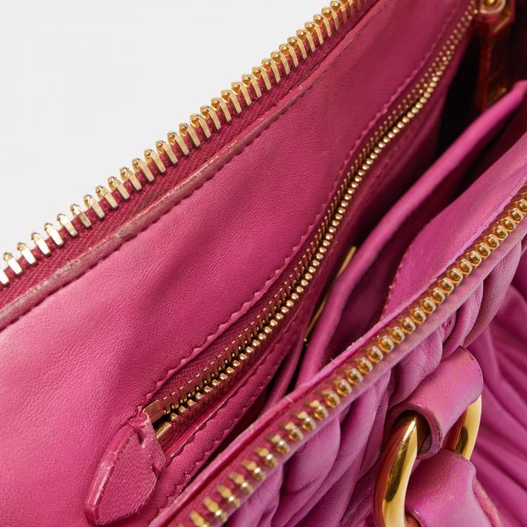 Pre Owned Miu Miu Fuchsia Matelasse Leather Zip Satchel