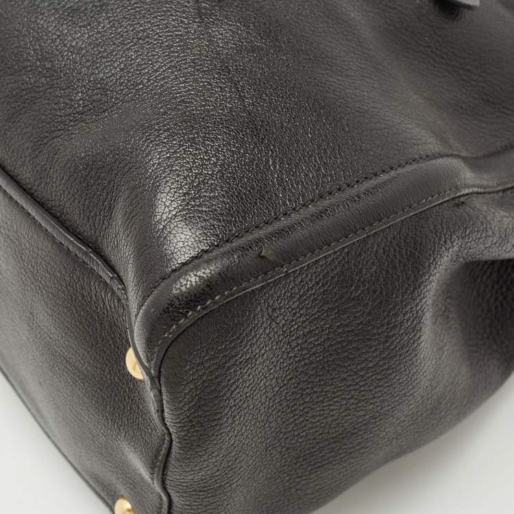 Pre Owned Miu Miu Black Madras Leather Zip Tote