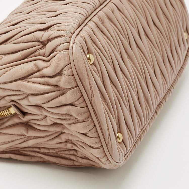 Pre Owned Miu Miu Beige Matelasse Leather Top Zip Tote