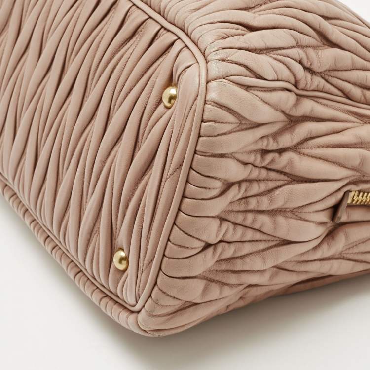 Pre Owned Miu Miu Beige Matelasse Leather Top Zip Tote