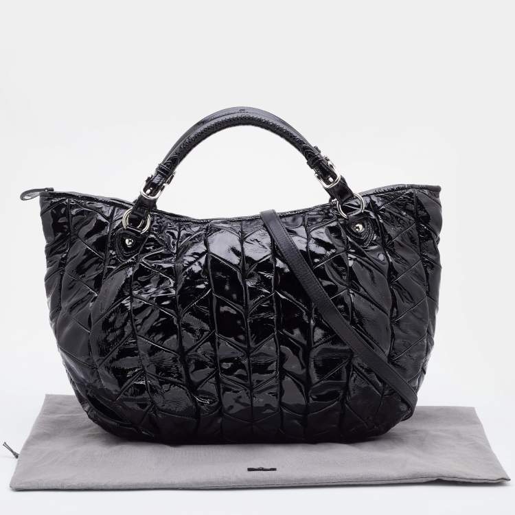 Pre Owned Miu Miu Black Quilted Patent Leather Hobo