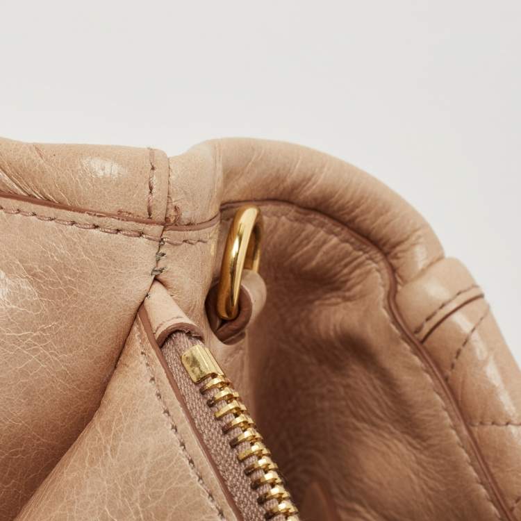 Pre Owned Miu Miu Beige Crinkled Glossy Leather Middle Zip Tote