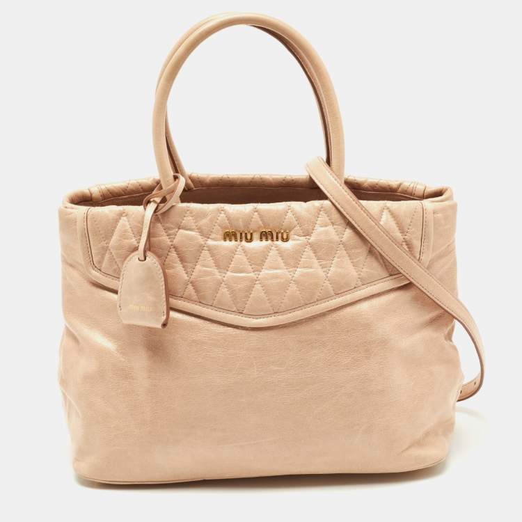 Pre Owned Miu Miu Beige Crinkled Glossy Leather Middle Zip Tote