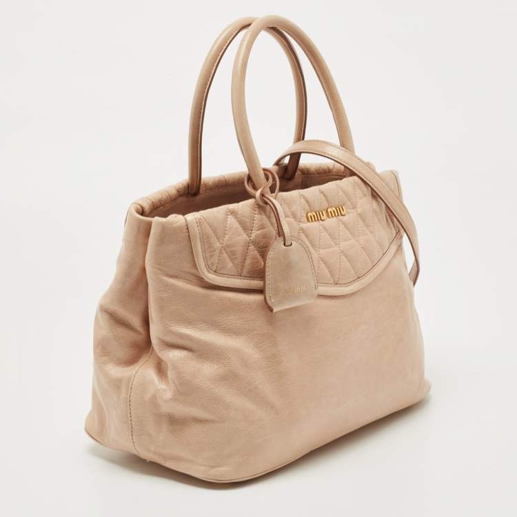 Pre Owned Miu Miu Beige Crinkled Glossy Leather Middle Zip Tote