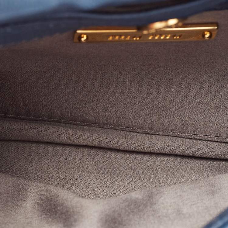 مملوكة مسبقًا Miu Miu Blue Leather Frame Chin Shoulder Bag