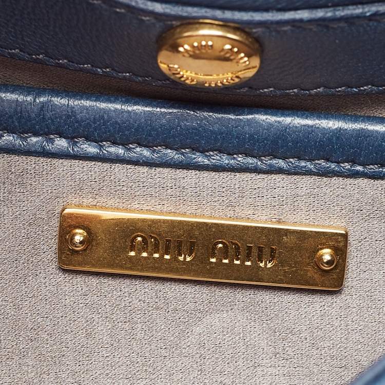 مملوكة مسبقًا Miu Miu Blue Leather Frame Chin Shoulder Bag