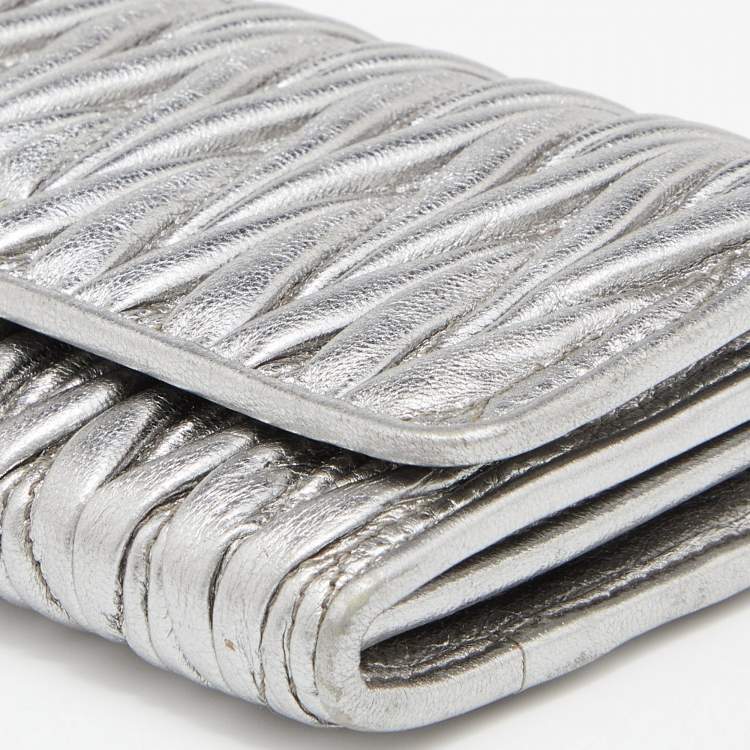 Pre Owned Miu Miu Silver Matelassé Leather Logo Flap Continental Wallet