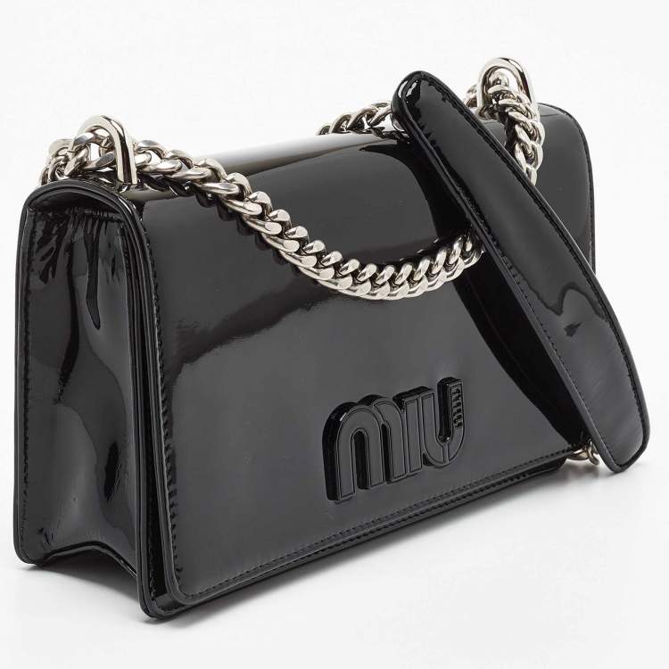 Pre Owned Miu Miu Black Patent Leather Logo Flap Chain Bag