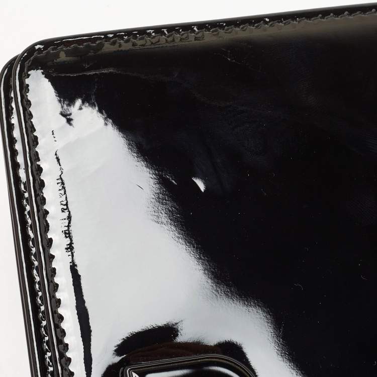 Pre Owned Miu Miu Black Patent Leather Logo Flap Chain Bag