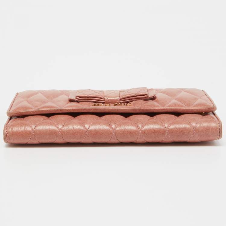 Pre Owned Miu Miu Peach Matelasse Leather Bow  Flap Continental Wallet