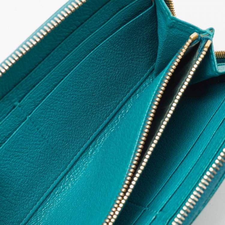 Pre Owned Miu Miu Green Leather Zip Around Wallet