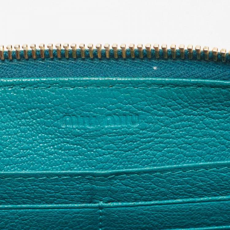 Pre Owned Miu Miu Green Leather Zip Around Wallet
