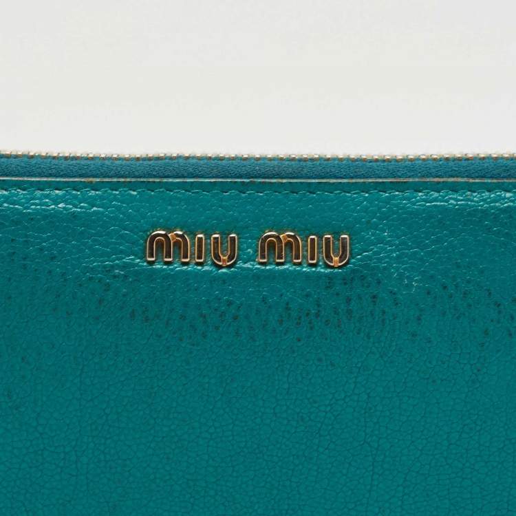Pre Owned Miu Miu Green Leather Zip Around Wallet