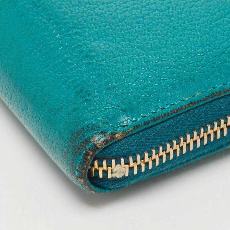 Pre Owned Miu Miu Green Leather Zip Around Wallet