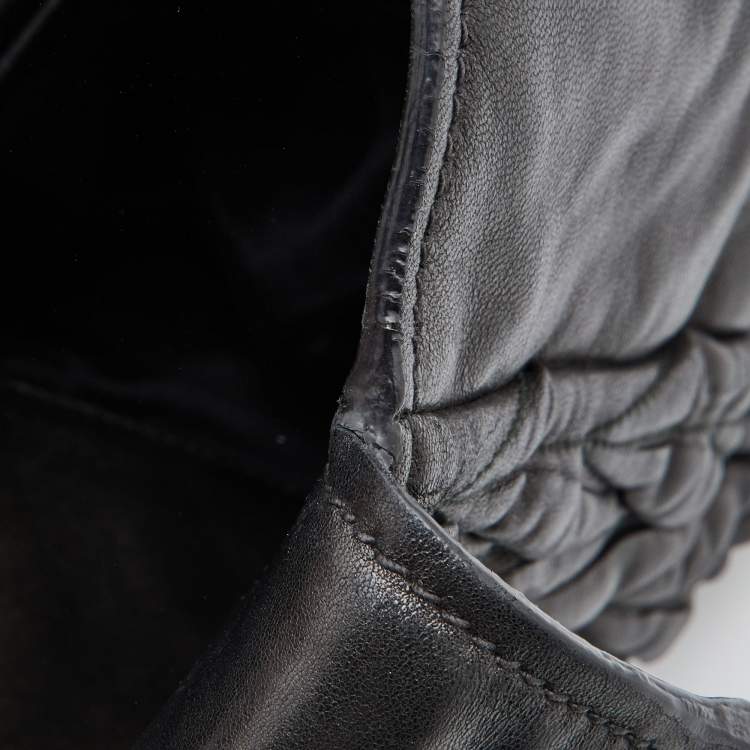 Pre Owned Miu Miu Black Matelasse Leather Fold Over Zip Tote