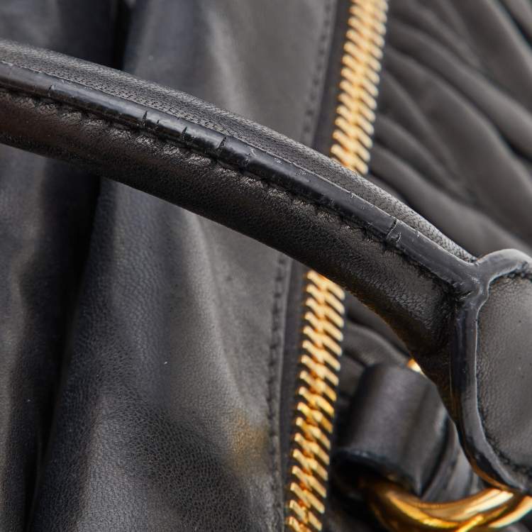 Pre Owned Miu Miu Black Matelasse Leather Fold Over Zip Tote