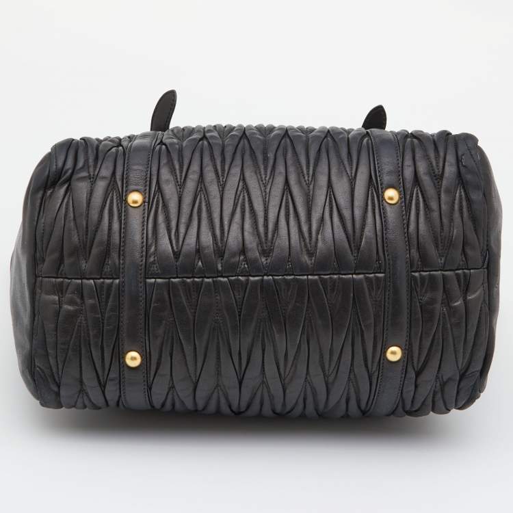 Pre Owned Miu Miu Black Matelasse Leather Fold Over Zip Tote