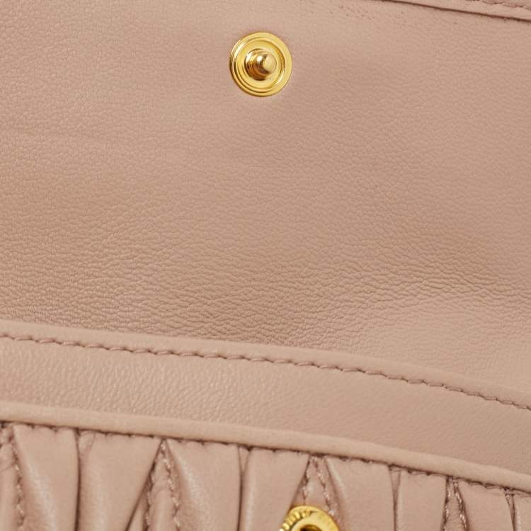 Pre Owned Miu Miu Light Pink Matelasse Leather Flap Card Case with Chain