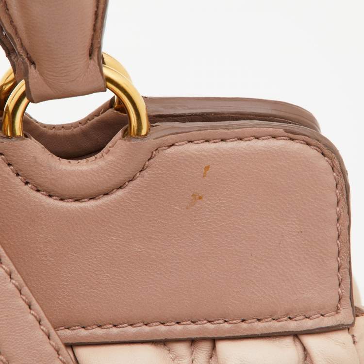 Pre Owned Miu Miu Two Tone Beige/White Matelasse Leather Turnlock Hobo