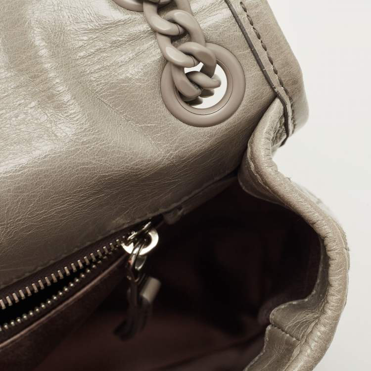 Pre Owned Miu Miu Grey Vitello Shine Leather Flap Shoulder Bag