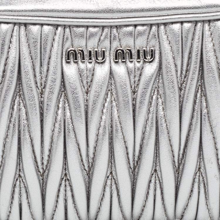 Pre Owned Miu Miu Silver Matelassé Leather Convertible Belt Bag