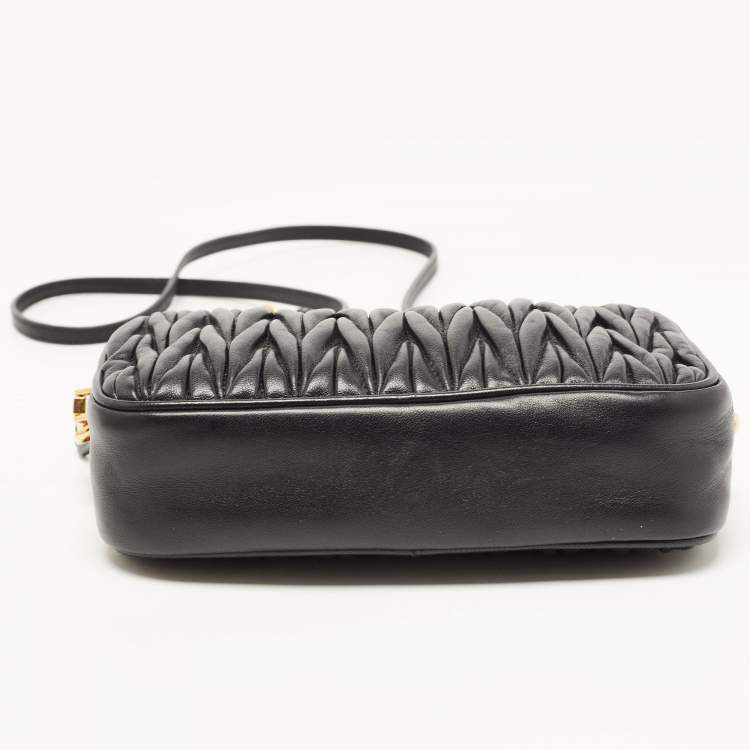 Pre Owned Miu Miu Black Matelassé Leather Double Zip Pouch
