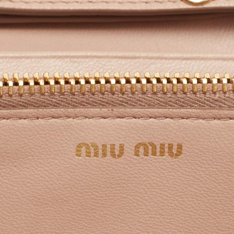 Pre Owned Miu Miu Beige  Matelassé Leather Flap Wallet on Chain