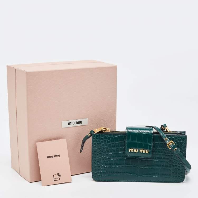Pre Owned Miu Miu Green Croc Embossed Leather Phone Wallet Crossbody Bag
