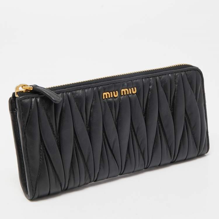 Pre Owned Miu Miu Black Matelassé Leather Logo Zip Around Continental Wallet