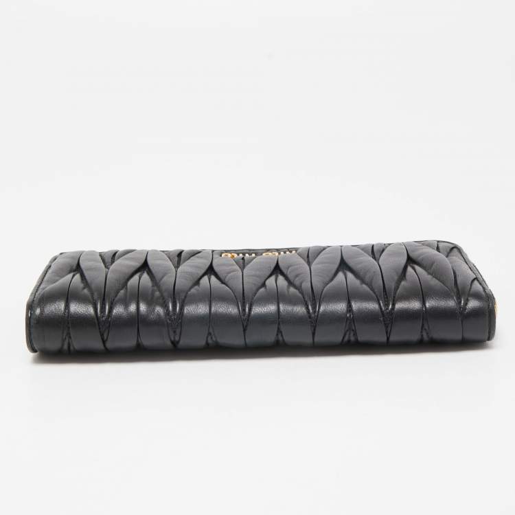 Pre Owned Miu Miu Black Matelassé Leather Logo Zip Around Continental Wallet