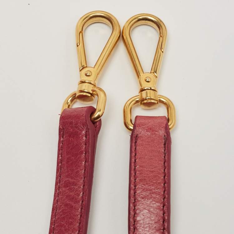 Pre Owned Miu Miu Light Red Matelassé Shine Leather Tote