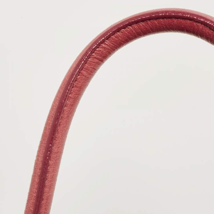 Pre Owned Miu Miu Light Red Matelassé Shine Leather Tote