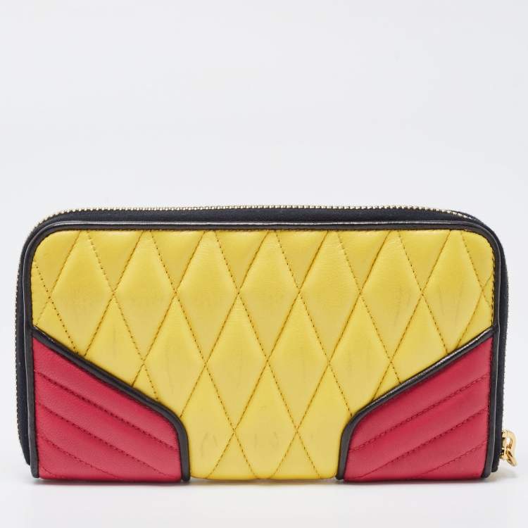 Pre Owned Miu Miu Tri Color Mixed Quilted Leather Zip Around Continental Wallet