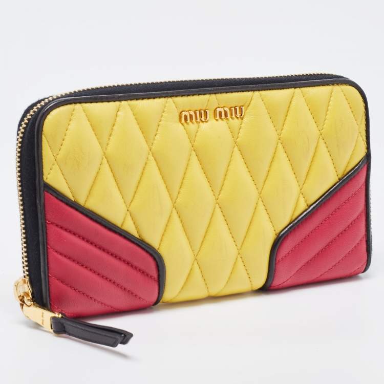 Pre Owned Miu Miu Tri Color Mixed Quilted Leather Zip Around Continental Wallet