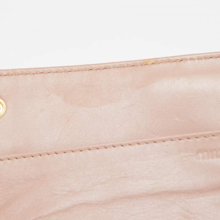 Pre Owned Miu Miu Beige Croc Embossed Leather Continental Wallet