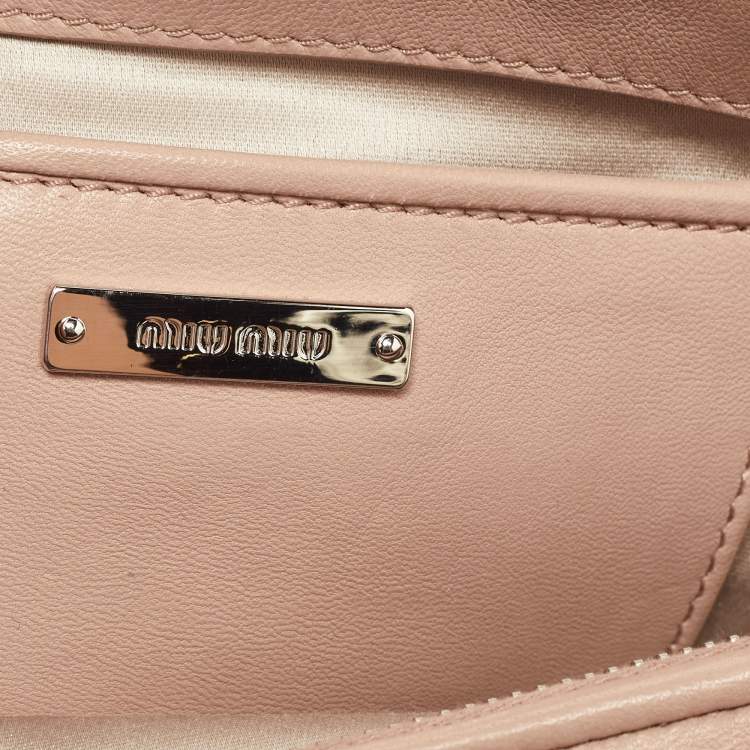 Pre Owned Miu Miu Dusty Pink Matelassé Leather Double Zip Crossbody Bag