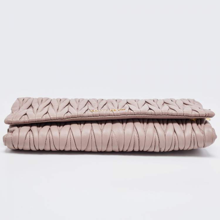 Pre Owned Miu Miu Old Rose Matelasse Leather Flap Chain Clutch 