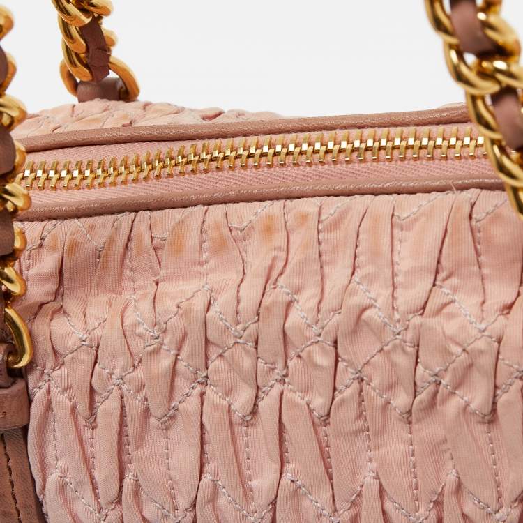 Pre Owned Miu Miu Pink Matelassé Fabric Chain Bowler Bag