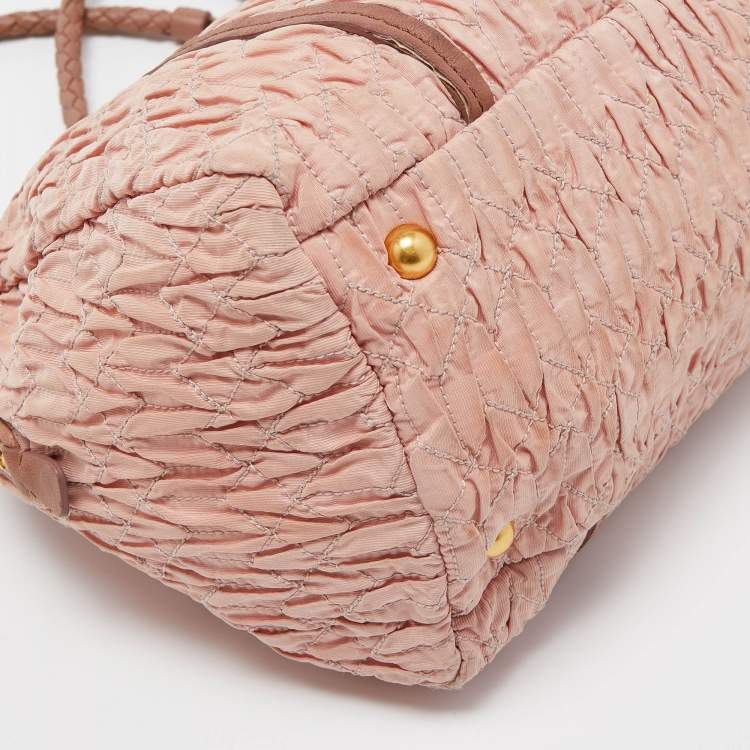 Pre Owned Miu Miu Pink Matelassé Fabric Chain Bowler Bag