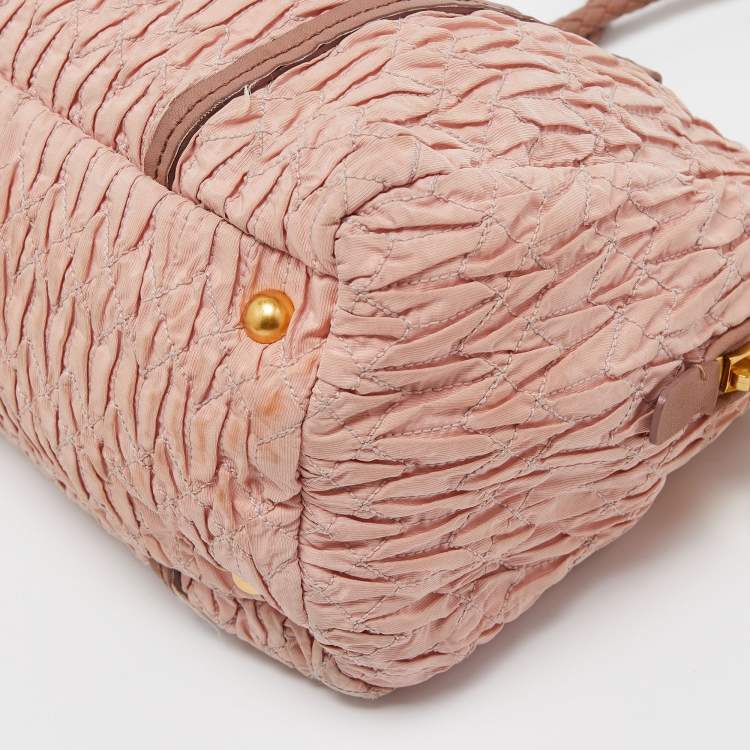 Pre Owned Miu Miu Pink Matelassé Fabric Chain Bowler Bag