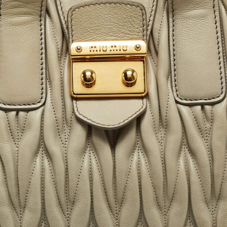 Pre Owned Miu Miu Grey Matelassé Leather Double Zip Satchel