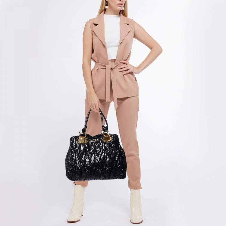 Pre Owned Miu Miu Black Matelassé Patent Leather Tote