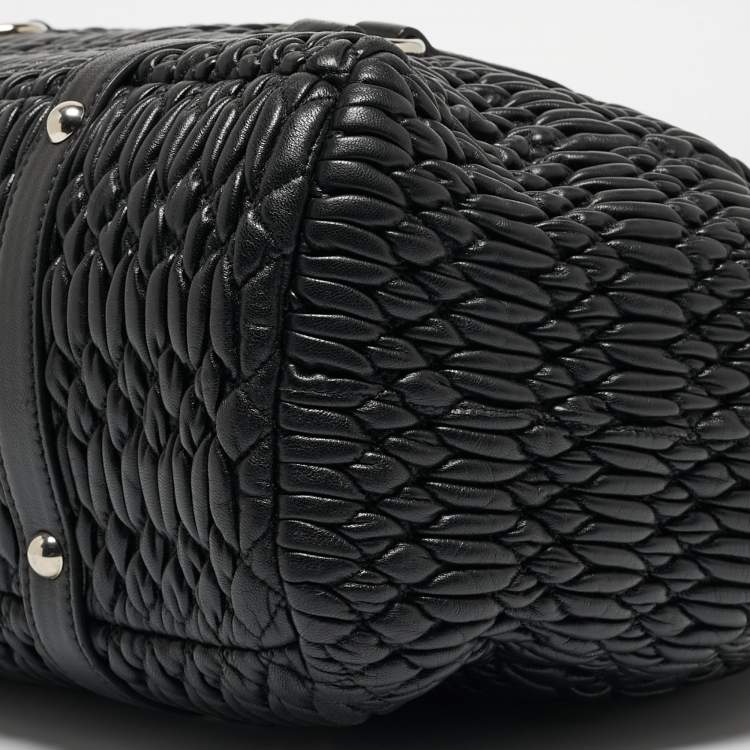 Pre Owned Miu Miu Black Matelasse Leather Shopper Tote