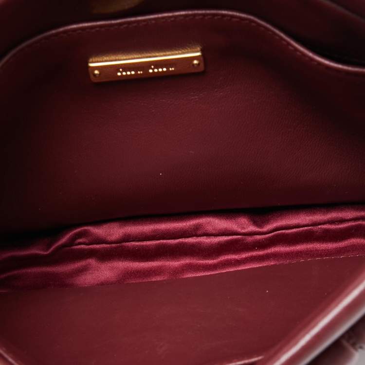 Pre Owned Miu Miu Burgundy Matelassé Leather Frame Chain Clutch