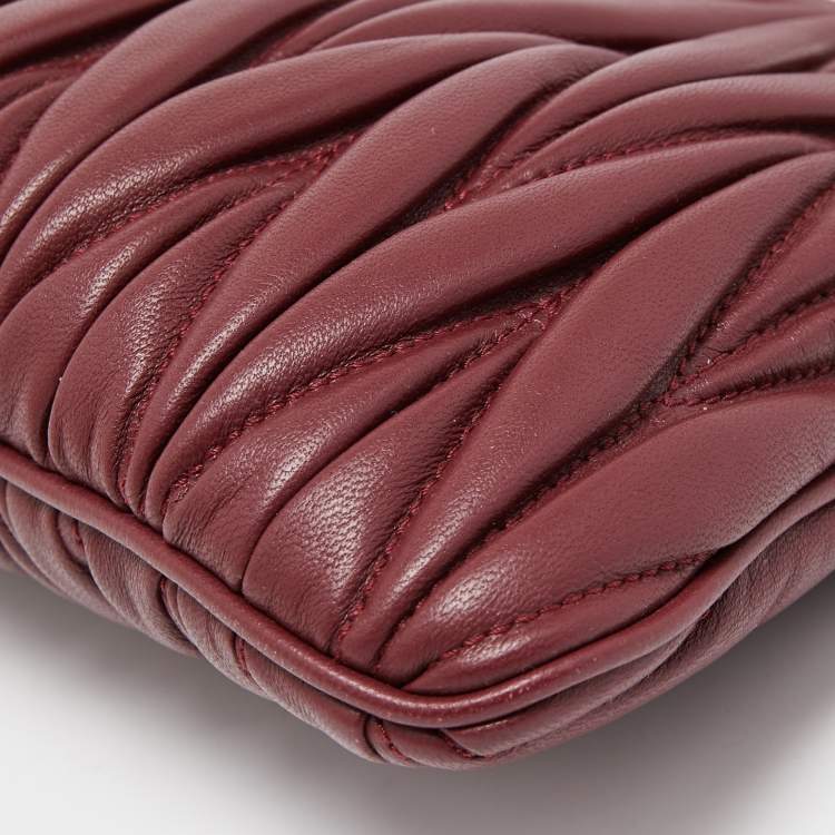 Pre Owned Miu Miu Burgundy Matelassé Leather Frame Chain Clutch