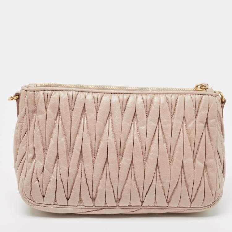 Pre Owned Miu Miu Dusty Pink Matelasse Leather Zip Baguette Bag