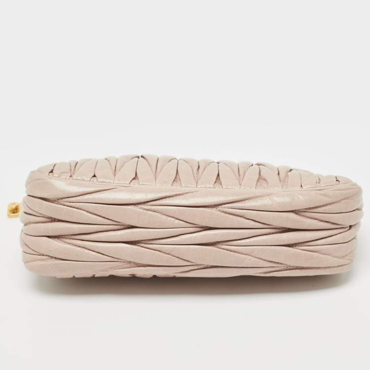 Pre Owned Miu Miu Dusty Pink Matelasse Leather Zip Baguette Bag