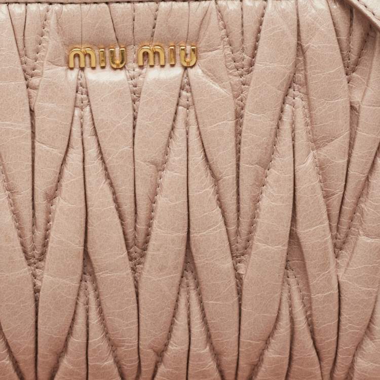 Pre Owned Miu Miu Dusty Pink Matelasse Leather Zip Baguette Bag